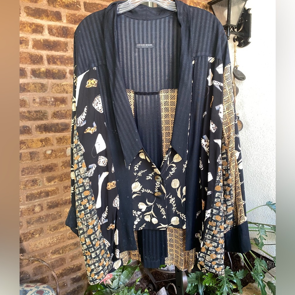 Black and gold vintage handmade kimono style jacket